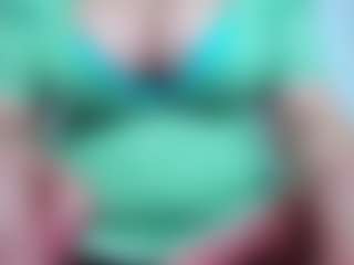 Live cam show with April - Blonde Hair on Camiplay Live