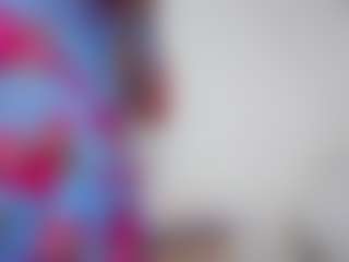 Live cam show with April - Middle Aged on livesuperchat.net