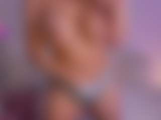 karol-2720 MILF webcam performer live streaming