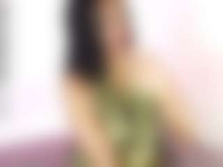 Karina MILF webcam performer live streaming
