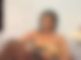 Live cam show with Karina - Ebony on StripNow | colombia
