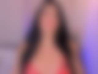 Live cam show with laravillalobos - Public MILF on Soda Cam