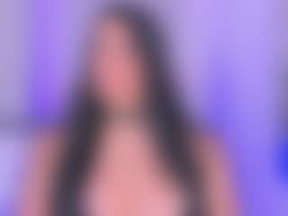 Live cam show with laravillalobos - Thong on https://playwithruby.com