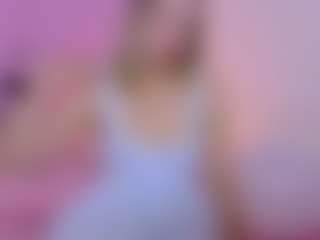 Live cam show with VAIOLET - Interactive on Hubzter Live