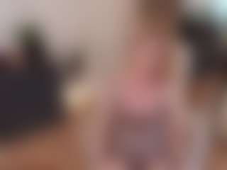 Live cam show with mirelasilver - Granny Blonde Hair on Milfs Live