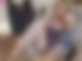 Live cam show with mirelasilver - Middle Aged on Gym Cam Girls