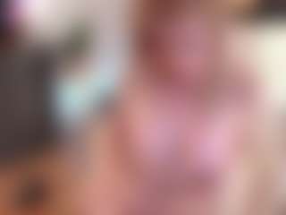 Live cam show with mirelasilver - Granny Blonde Hair on CamwithHer