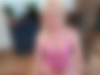 Live cam show with mirelasilver - Granny Squirt on sexylive.show