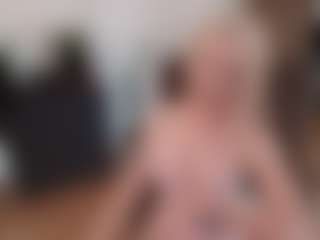 Live cam show with mirelasilver - Granny Blonde Hair on Streamer API