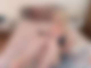 Live cam show with mirelasilver - Fingering on Milfs Live