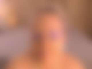 Live cam show with Arony - Green Eyes on liverealitysex.com