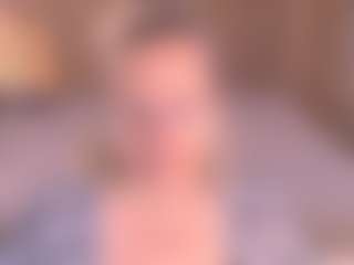 Live cam show with Arony - Glasses on Fling VIP Chat