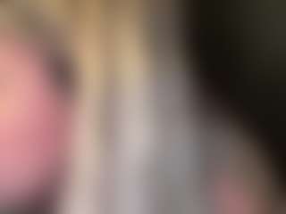 lillylox's Live Sex Cam Show