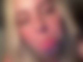 lillyloxのライブセックスチャットショー