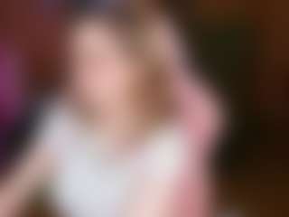 Live cam show with nicolebloom - Gamer on boobsie.com