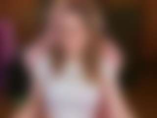 Live cam show with nicolebloom - Daddy on livesuperchat.net