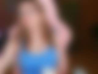 Live cam show with nicolebloom - Lovense on studioflirtlive.com