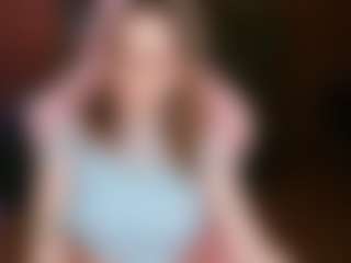 Live cam show with nicolebloom - Cute on Strip Flash - Live Sex Shows