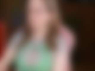 Live cam show with nicolebloom - Gamer Lovense on xfollow cams