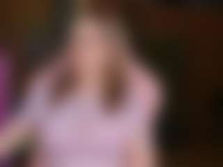 Live cam show with nicolebloom - Trimmed on Streamer API