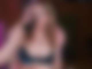 Live cam show with nicolebloom - Blonde Hair on Dolls Live