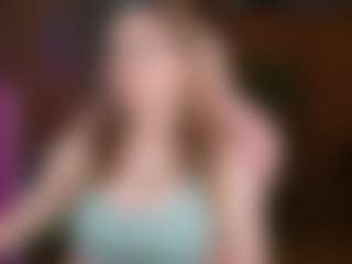 Live cam show with nicolebloom - Trimmed Teen (18+) on boobsie.com