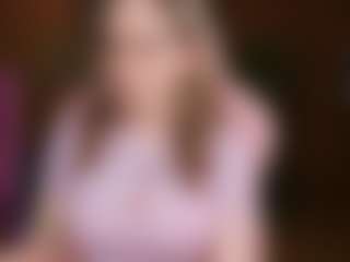 Show de câmera ao vivo com nicolebloom - Gamer Blonde Hair no Camsoda