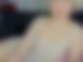 Live cam show with miaexquisite - Granny Petite on crypto-cams