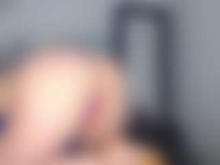 Sara_Blue's Live Sex Cam Show