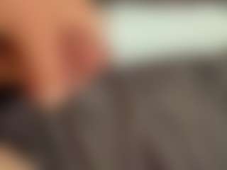Cam Show en direct de ROYALTYRIGHTS
