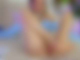 Emilly Bronte's Live Sex Cam Show