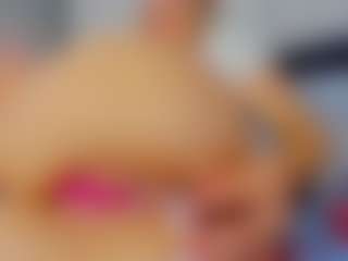 Emilly Bronte's Live Sex Cam Show