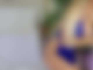 Live cam show with Emilly Bronte - Lush Blonde Hair on UwU Esports