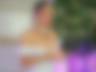 Emilly Bronte's Live Sex Cam Show