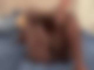 Mia23's Live Sex Cam Show