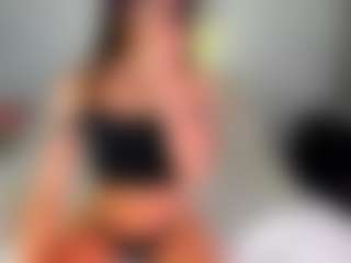Live cam show with Mariana - Athletic Ebony on Mixed Magazine Live
