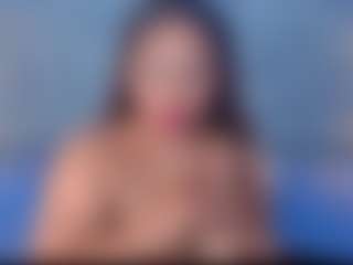 Live cam show with Jacky Norris - Black MILF on Lustler