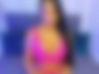 Live cam show with camilapalacios - Living Room on Camsoda