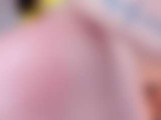 Live cam show with Kimberly - Small Tits on TeamSkeetLive