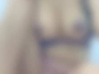 Live cam show with nidhilove - Indian on Milfs Live | france