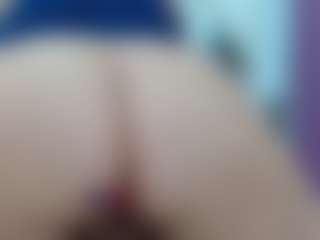 erika-lois's Live Sex Cam Show