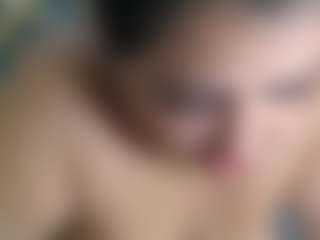 Live cam show with erika-lois - Thick on intimatelivegirls.com