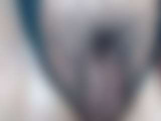 Live cam show with erika-lois - Thick on ObeyMaria