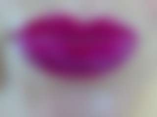 Live cam show with erika-lois - Bedroom on xxxlivecams.org