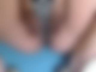 erika-lois's Live Sex Cam Show