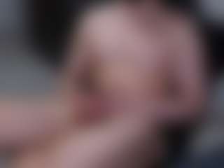 Live cam show with antawnata - Bald on madthumbs