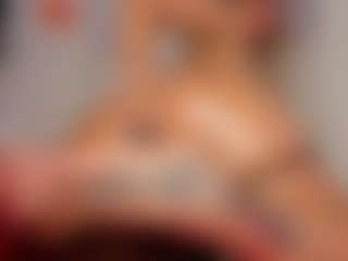 Live cam show with Vaiolett Coleman - Strapon on Camsoda