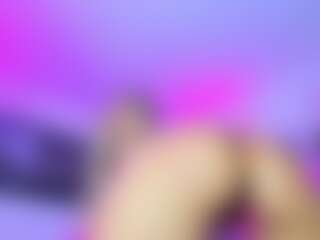 Live cam show with Vaiolett Coleman - Strapon on xplaylive.com