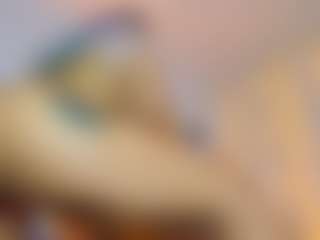 Live cam show with Vaiolett Coleman - Strapon on fuklive.com