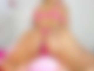 Live cam show with Vaiolett Coleman - Strapon on Nude Chat * 1 On 1 Webcam Sex * Live Cam Show
